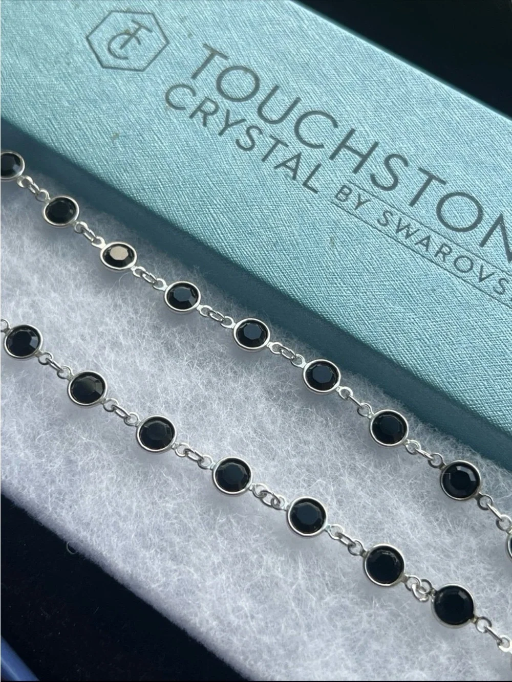 Chanelle necklace with rhodium plating on silver with black crystals